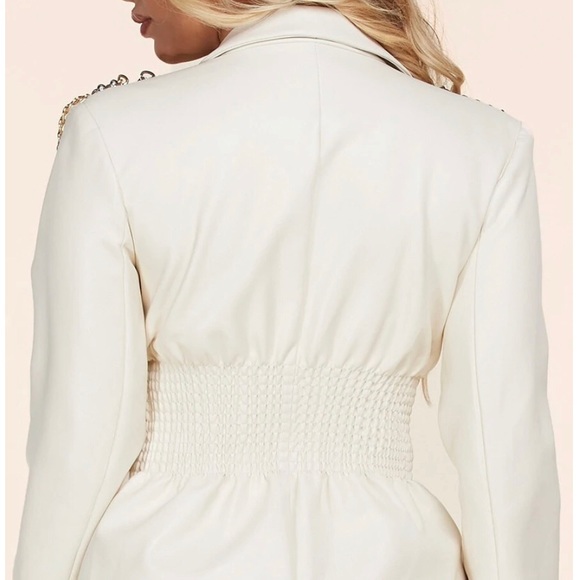 💥Fierce and Classy Leather Pants Set💥 - Picture 4 of 5